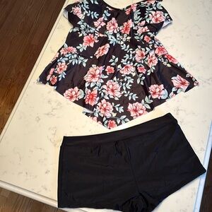 Women’s Tankini XL- New Never Worn